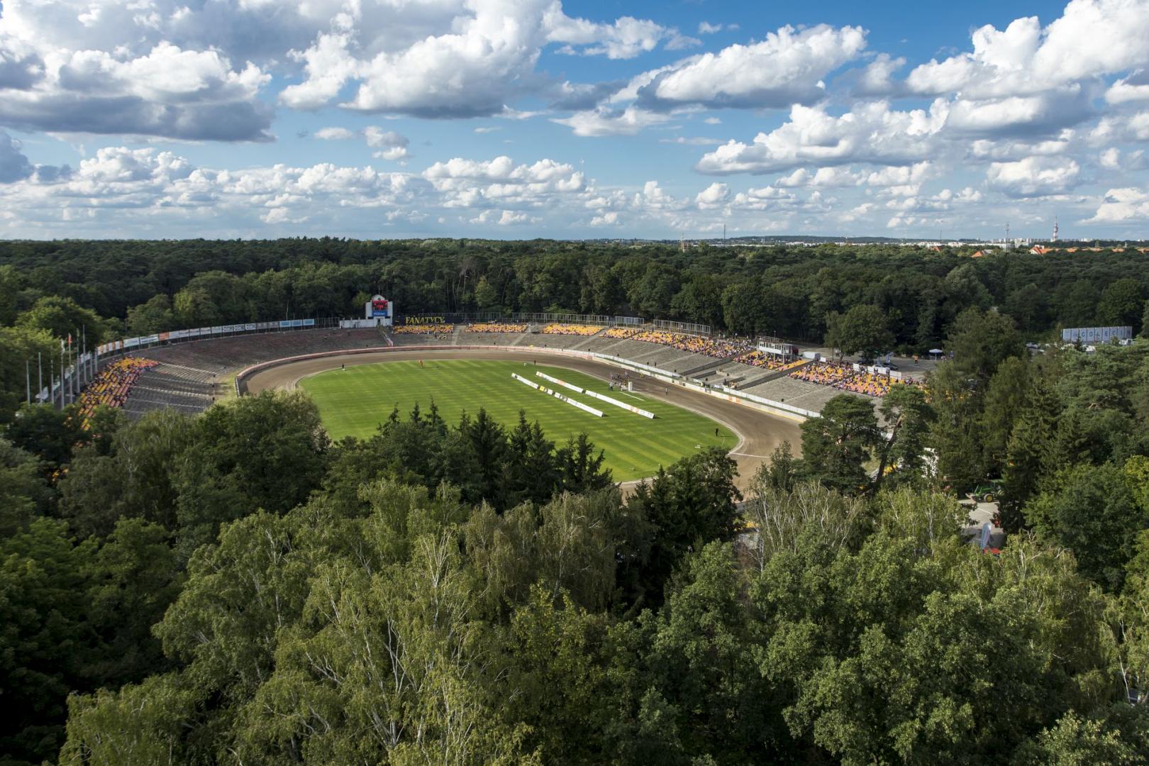 Stadion żużlowy